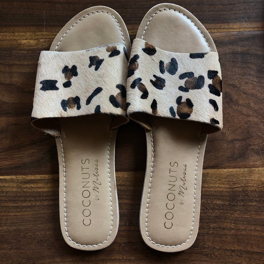 Coconuts by Matisse leopard print slip on sandals